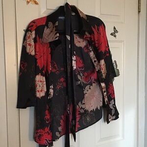 2/20 Satin button up black and red top